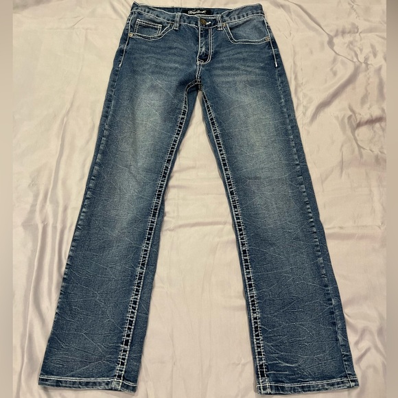 Relaxed, straight cut True Luck jeans. 30/32 - Picture 2 of 4